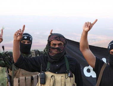 La Republica: «Πλοία φαντάσματα μεταφέρουν λαθραίο πετρέλαιο από την Λιβύη στην Ιταλία για τον ISIS»